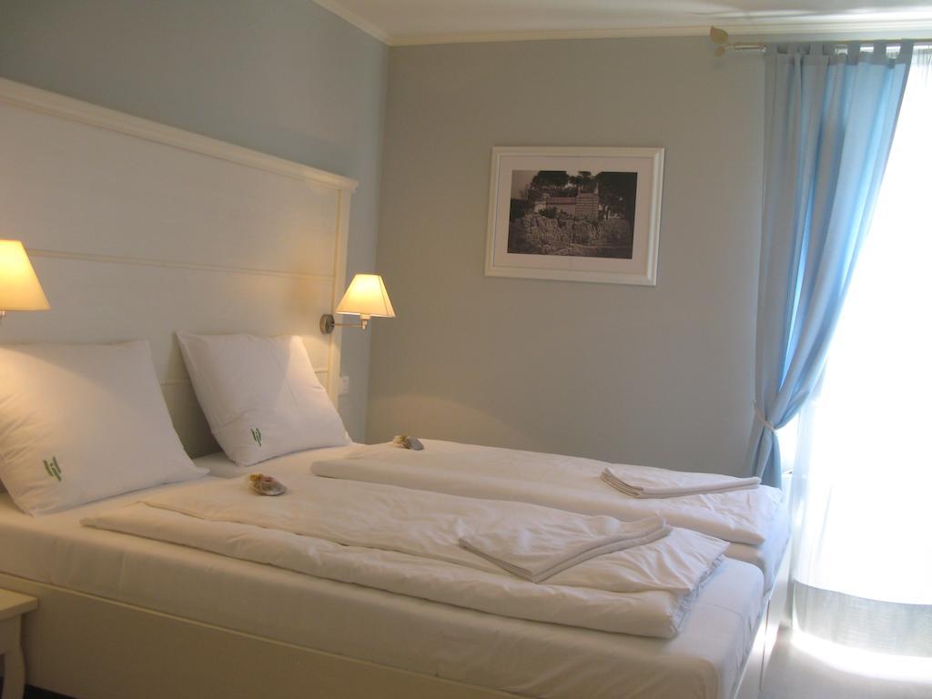 Hotel Villa Elisabeth - Veli Losinj Health Resort Room photo